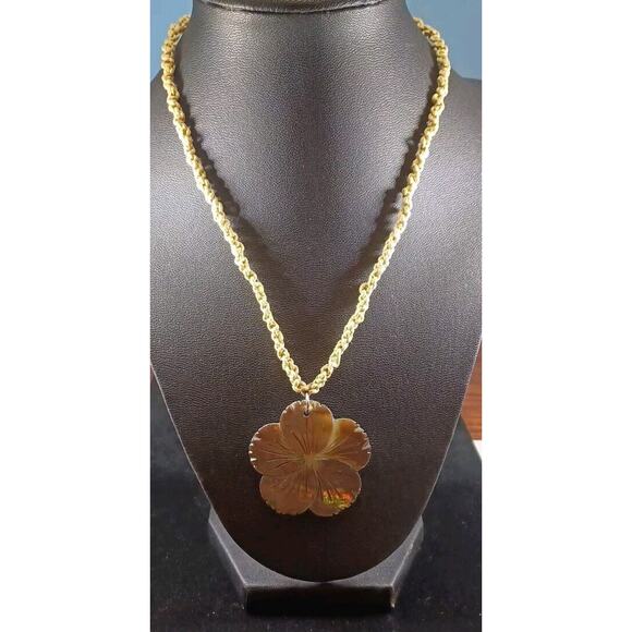 Flower Mother Of Pearl Rainbow Iridescent Hippy Necklace Hemp Floral - Picture 1 of 6